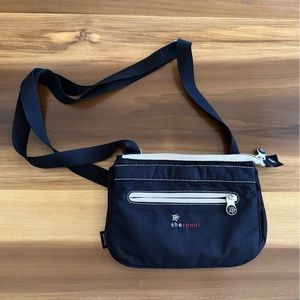 Sherpani crossbody bag